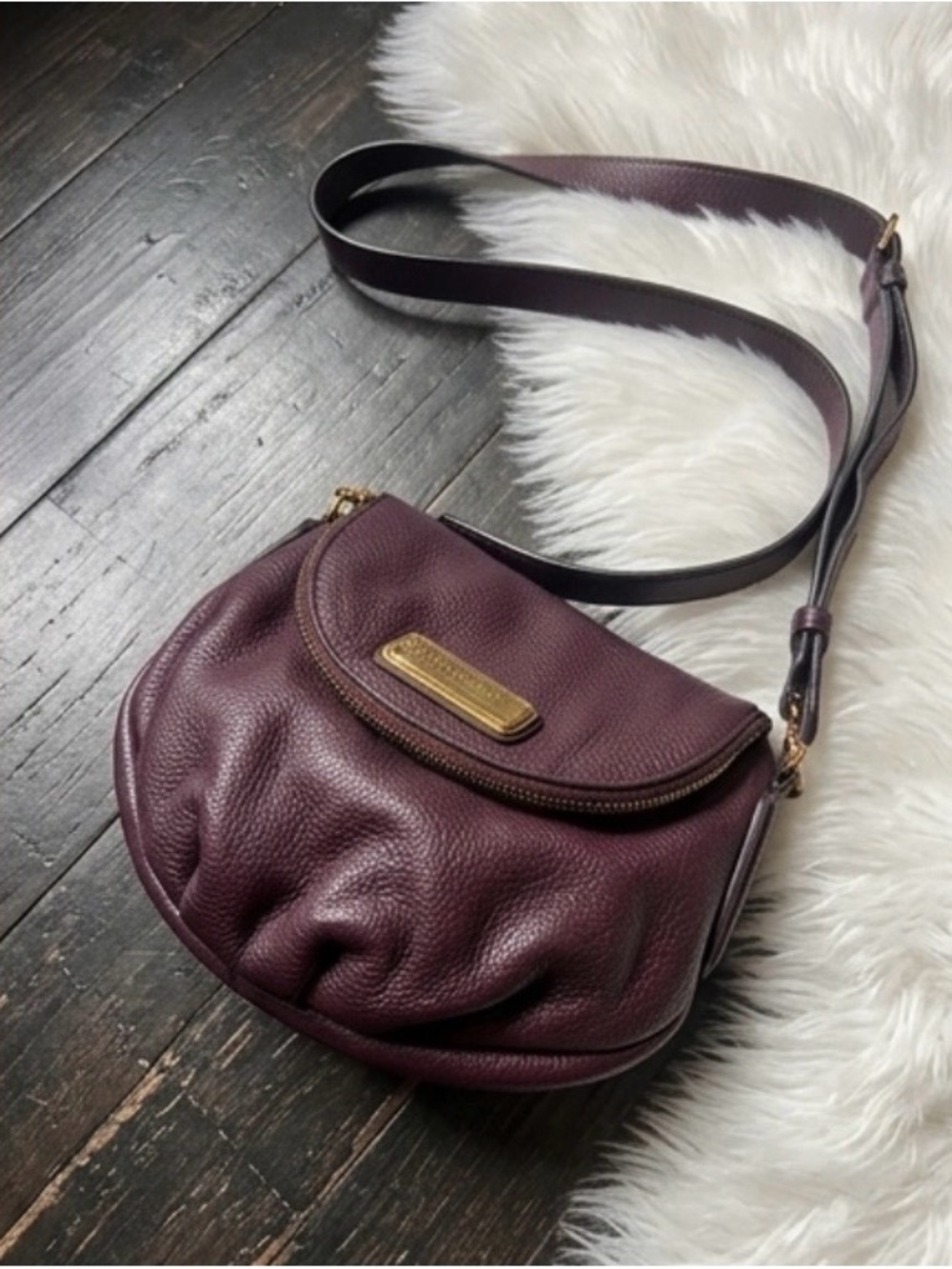 Marc by Marc Jacobs Small Crossbody Bag in Deep Burgundy - Picture 3 of 8